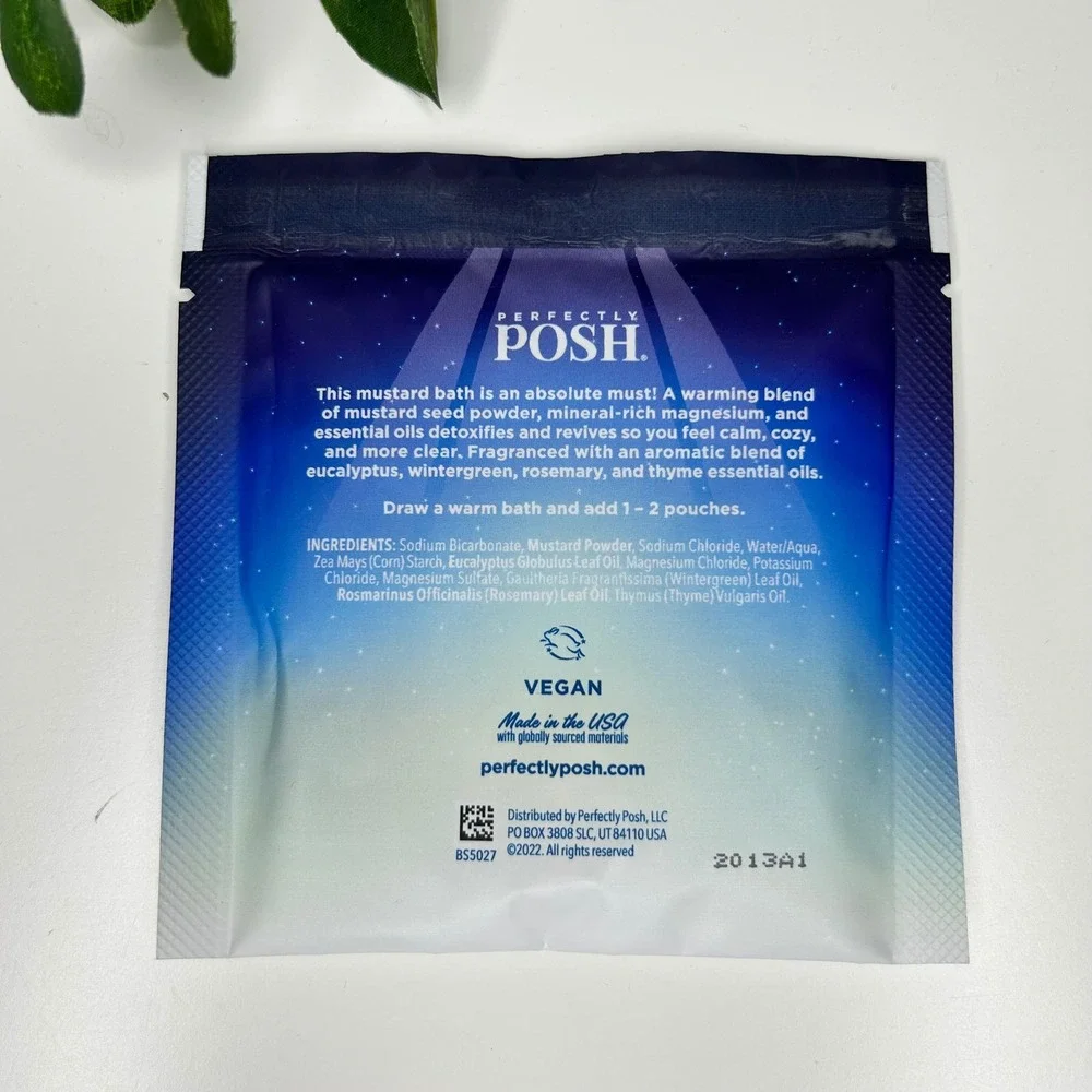 Perfectly‎ Posh NWT Sheet Mask Stay Cool & Bath Powder Warm Me Up Scottie